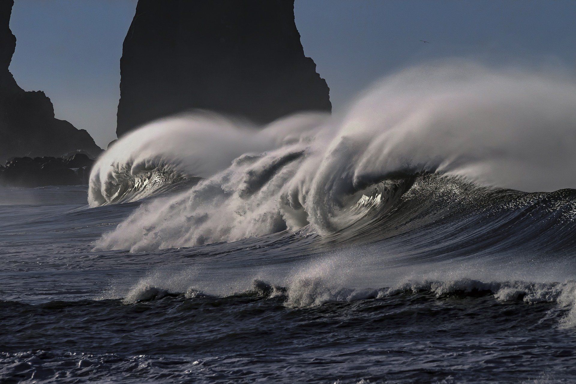 olas y temporal en el mar