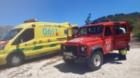 ambulancia y vehículo de bomberos