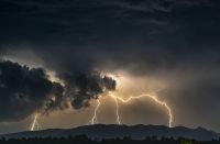 thunder 4963719 1280 1712